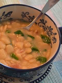 A picture of Baby Lima Beans with Ham and Greens.