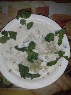 A picture of Lauki ka raita.