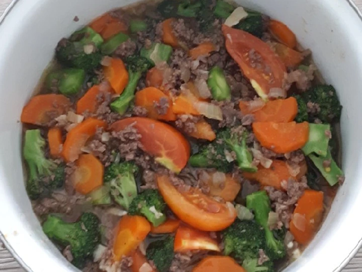 Langkah Gampang Membikin Resep Brokoli cah daging sapi giling yang Lezat Sekali Anti Ribet, Sempurna