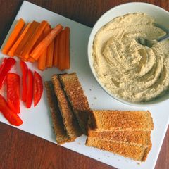 A picture of Hummus.