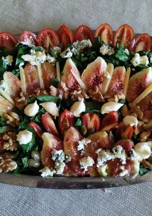 Una foto de Ensalada de Higos Frescos