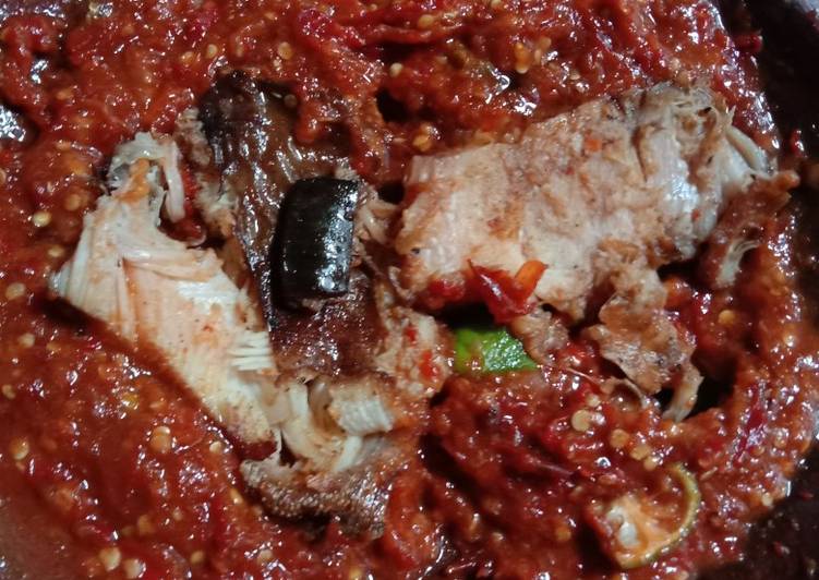 Cara Membuat Penyetan ikan asap, Menggugah Selera