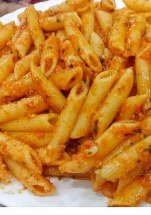 A picture of Red sauce pasta.