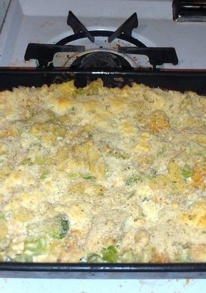 A picture of Creamy Chicken & Broccoli Pasta Bake.
