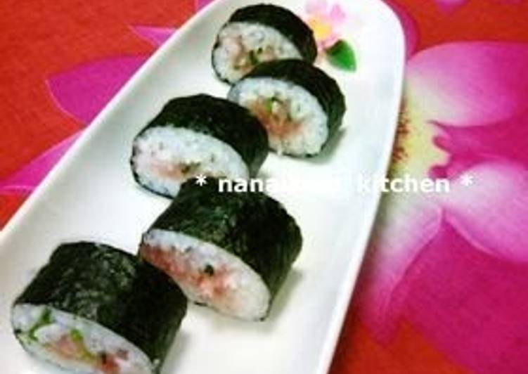 Negi-Toro (Scallions and Fatty Tuna) Sushi Rolls