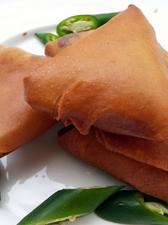 A picture of Curry Potato Samosa.