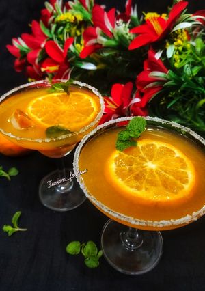 A picture of Orange crush cocktail🍸.