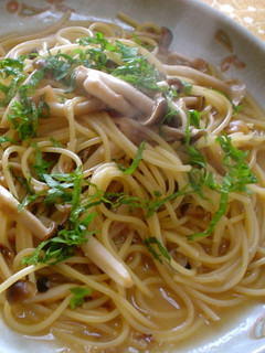 A picture of Mushroom Soup Pasta with Umeboshi and Butter.