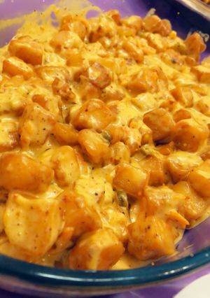 صورة لوصفة بطاطس بالكريمة وسويت تشيلي صوص 😋