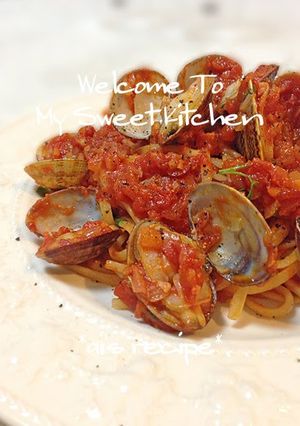 A picture of Authentic Vongole Rosso Clam Pasta.
