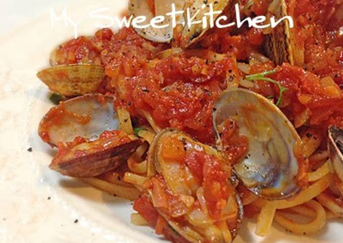 Authentic Vongole Rosso Clam Pasta