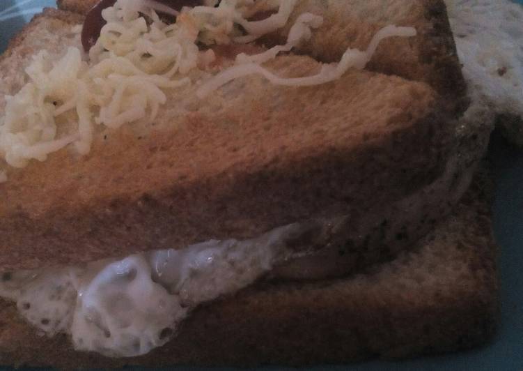 Chicken omlet cheese sandwich