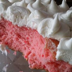 A picture of Butter cream frosting.
