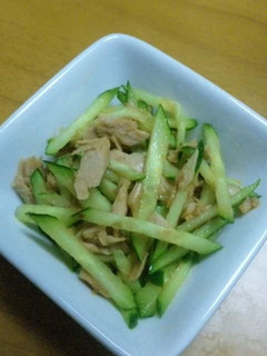A picture of Done in 5 Minutes! Easy Cucumber and Tuna Salad.