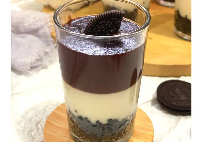 Resep ?Oreo Dessert Glass with Evaporated Milk Resep ?Oreo Dessert Glass with Evaporated Milk