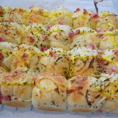 A picture of Simple & Savory Onion Rolls.
