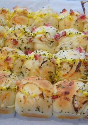 A picture of Simple & Savory Onion Rolls.