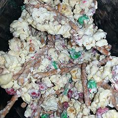 A picture of Christmas Crack.