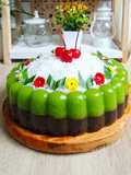 Ongol Ongol Ubi Pandan Cokelat Cake