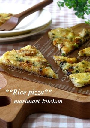 A picture of Calcium-Packed Rice and Shirasu Pizza.