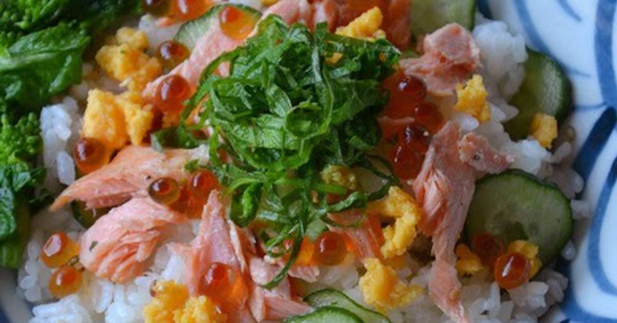 Simple ☆ Salmon, Salted Salmon Roe, and Broccolini Chirashizushi Recipe