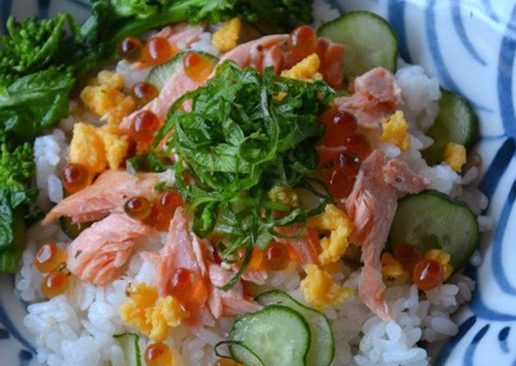 Simple ☆ Salmon, Salted Salmon Roe, and Broccolini Chirashizushi