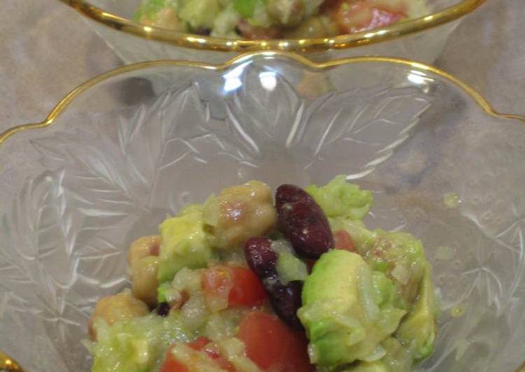 Steps to Prepare Quick Oil-free Avocado and Bean Salad