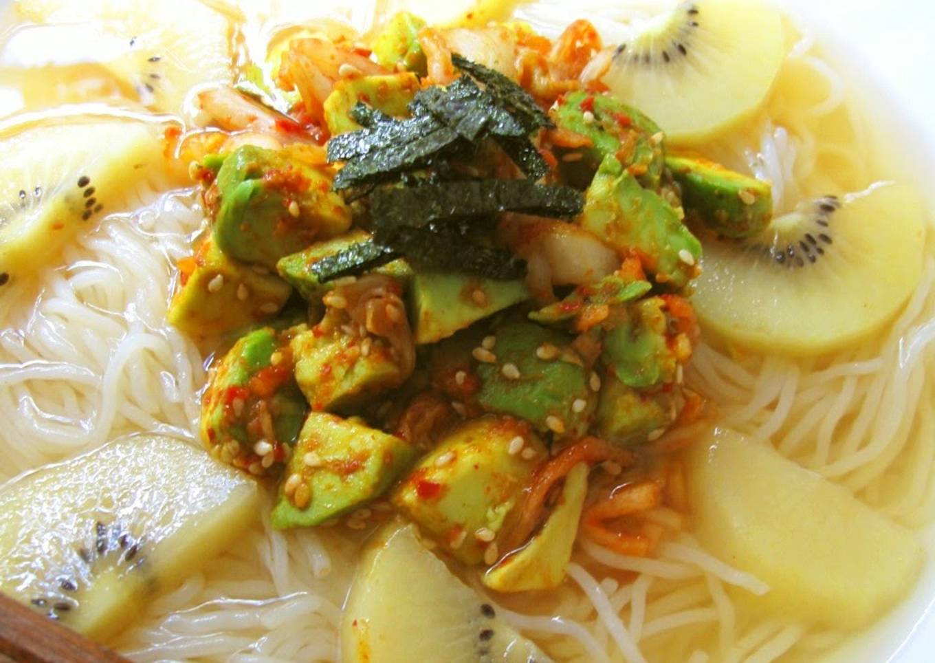 Fruity Naengmyeon with Avocado and Kiwi