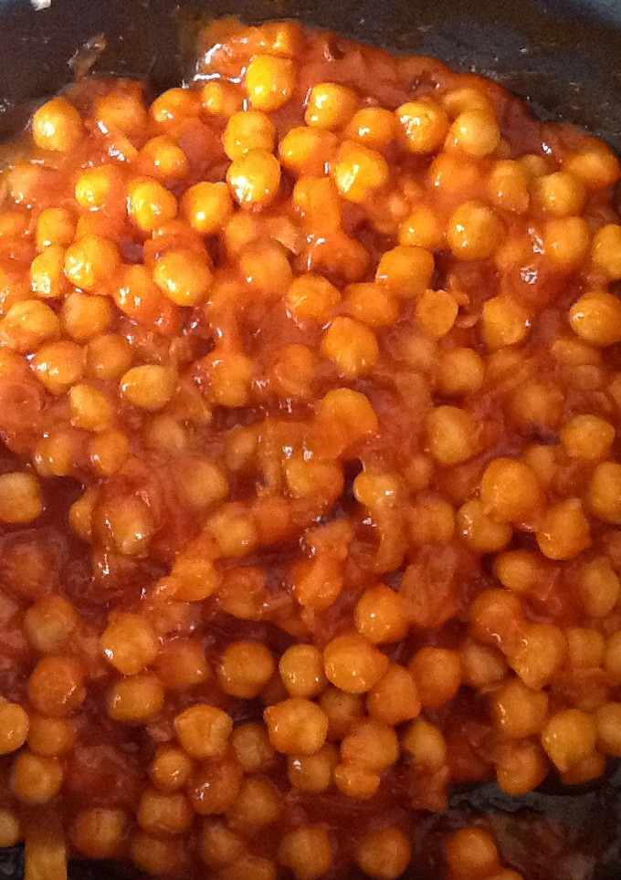 Una foto de Garbanzos con tomate