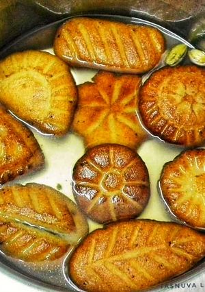 রসালো মুগ পাকন পিঠা রেসিপির প্রধান ছবি