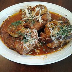 A picture of Osso Buco.