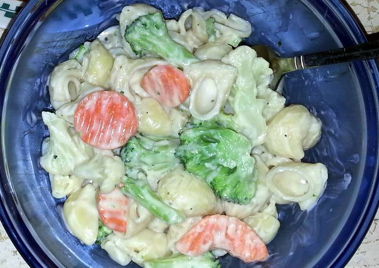 Recipe of Any-night-of-the-week Kt&#39;s Pasta Primavera Alfredo