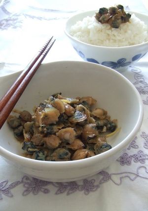 A picture of Salty-Sweet Shijimi Clams To Serve With Rice.