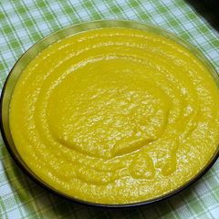 A picture of Andreia's carrot cream soup.