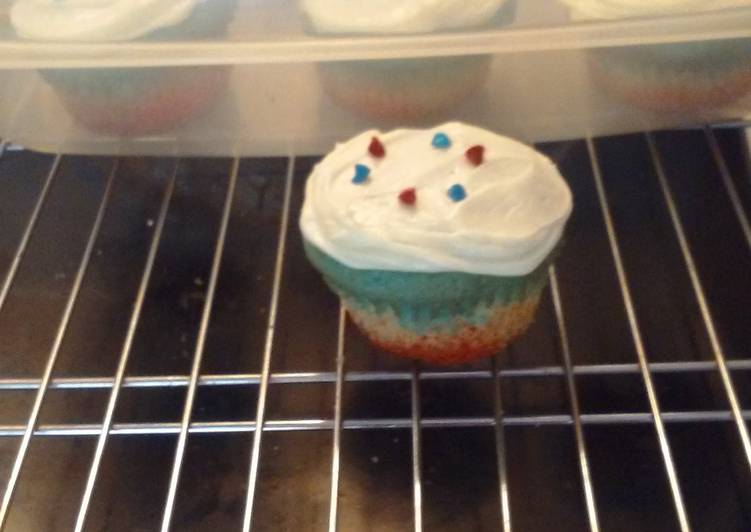 Steps to Prepare Perfect 4th of July cupcakes