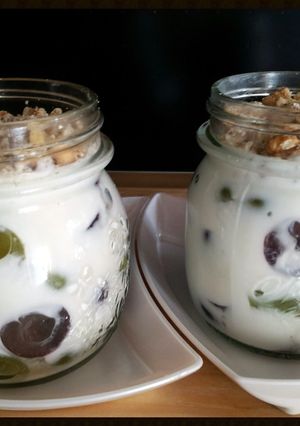 A picture of AMIEs YOGURT with GRAPEs, Cereals & Nuts.