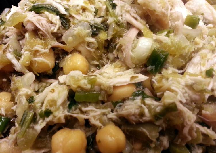 Steps to Make Any-night-of-the-week Chicken Green Chili