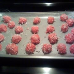 A picture of Jello Balls.
