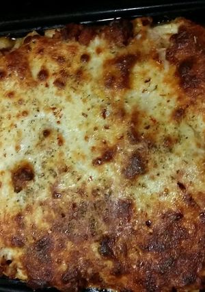 A picture of CC'S easy pasta bake.