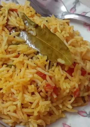 પુલાવ(Pulav Recipe in Gujarati) રેસીપી મુખ્ય ફોટો