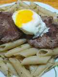 Hamburguesas en colchón de Rigatti al orégano a caballo