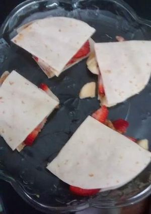 A picture of Fruit Quesadilla.