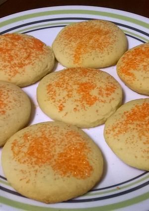 A picture of 4 ingredient cookies.