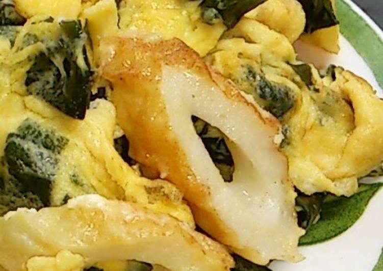 Recipe of Perfect Stir-fried Eggs and Wakame Seaweed with Chikuwa