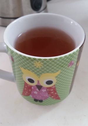 A picture of Easy Sore throat relief ! With no medicine!.