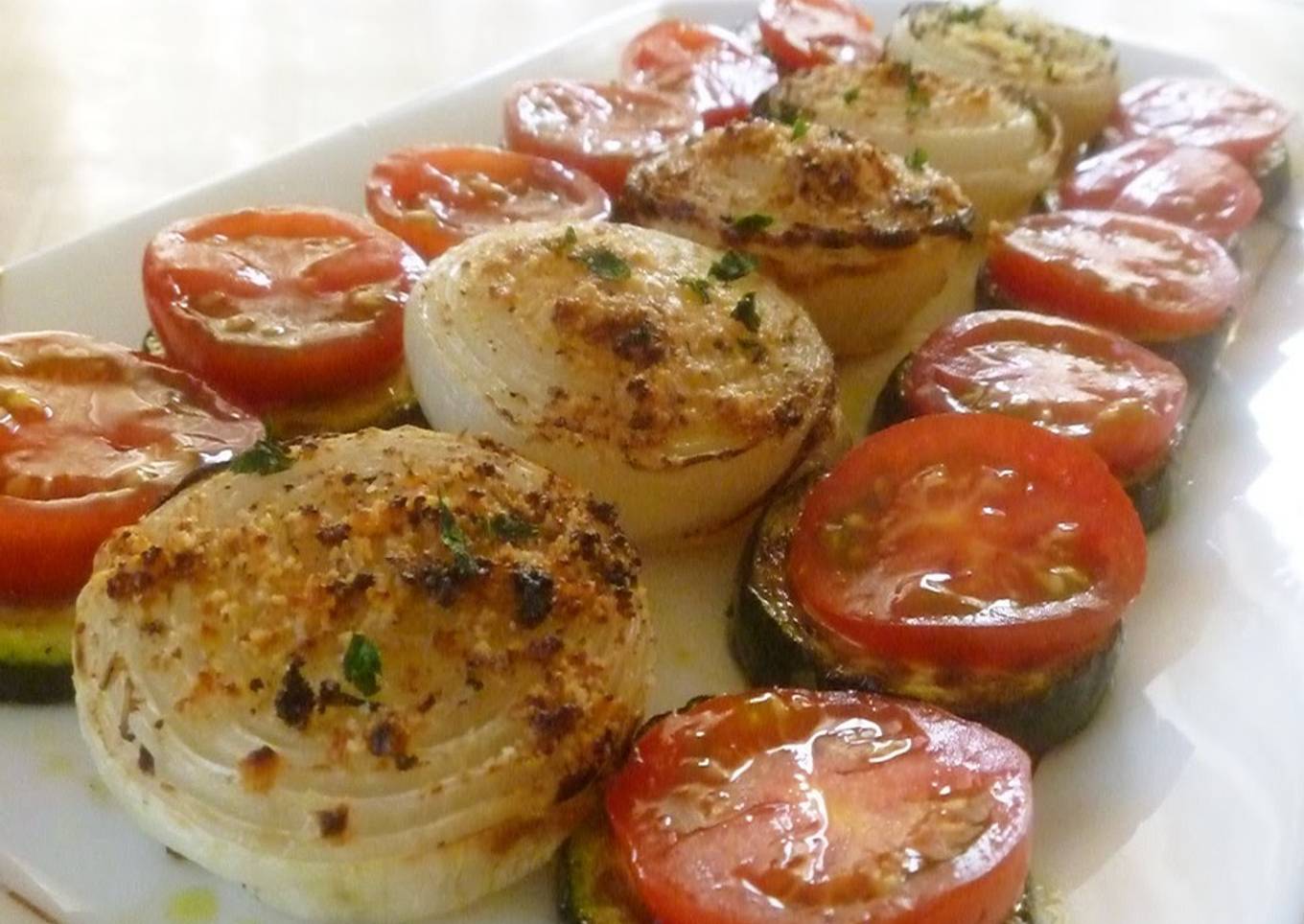 Hors d'oeuvre Italian-Baked Sweet Onions