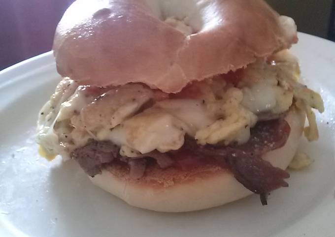 How to Make Favorite Dean&#39;s Kick-Ass Egg, Steak, And Cheese Bagel.