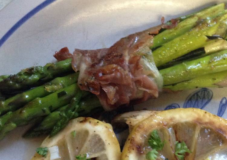 Simple Way to Prepare Speedy Prosciutto wrapped Asparagus