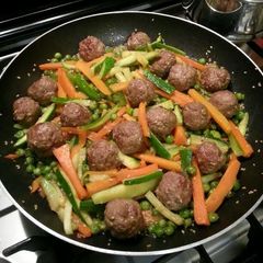 A picture of Piazza's meatballs and vegetables.