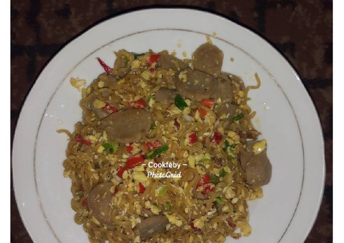 Resep Indomie goreng tumis pedas oleh Feby Cookpad